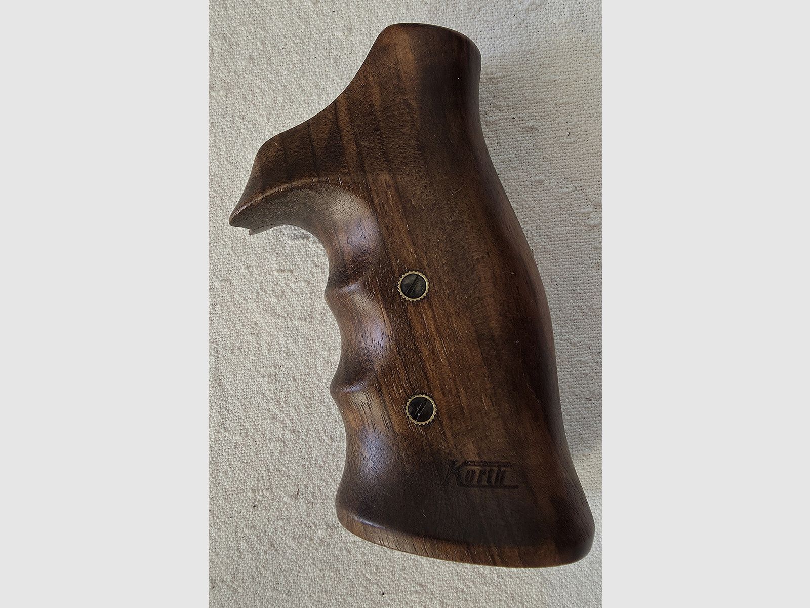 Empuñadura de nuez Korth forma Jim Wilson (ver fotos) para revólver Korth