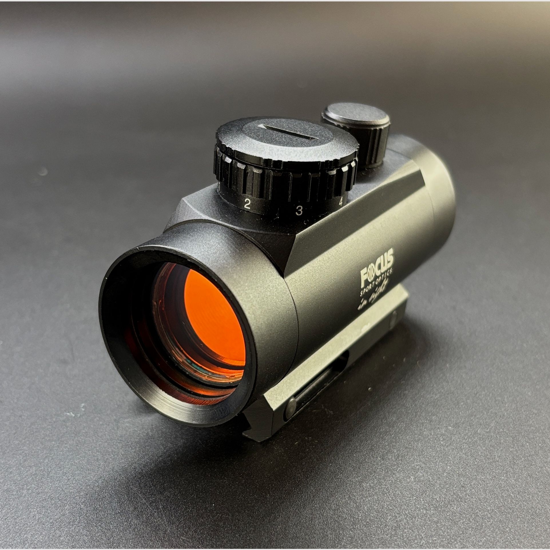 Exhibitor FOCUS In Sight Red Dot 40 with bag 108631-2