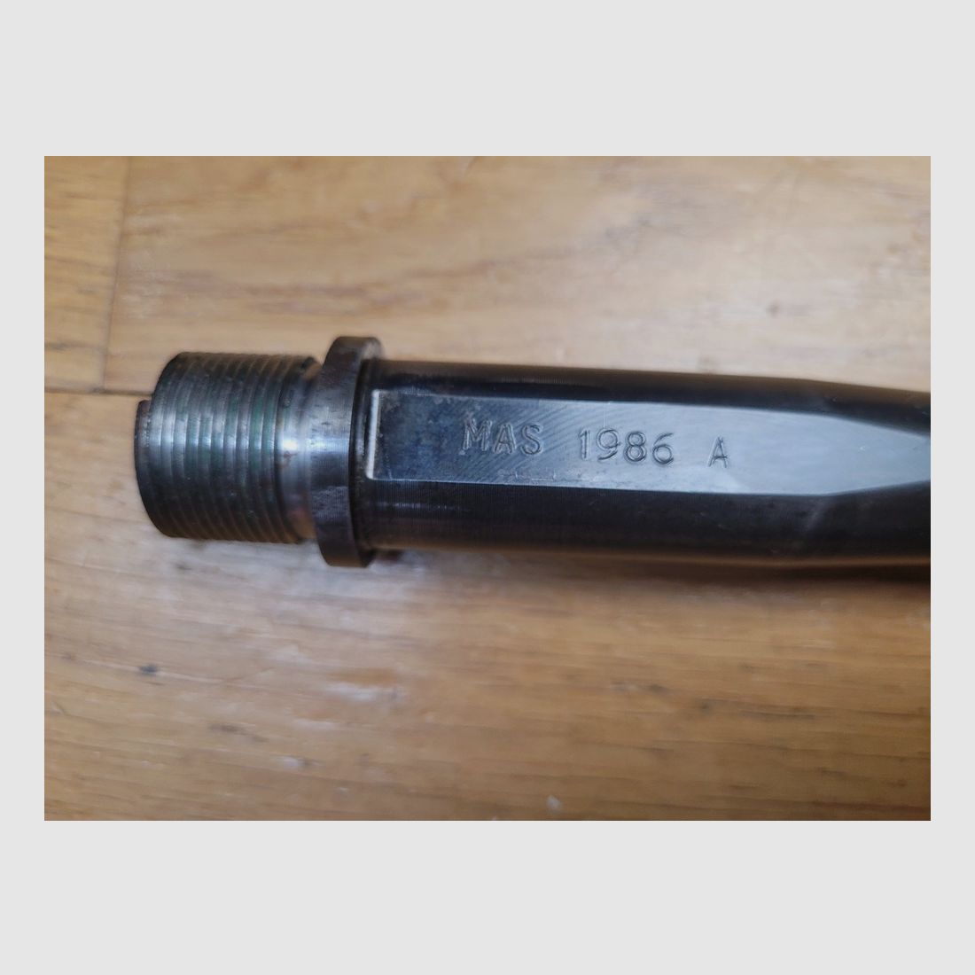 Sehr seltene „Conversion“ – Set Lauf + Verschluss + Mündungsbremse für Scharfschützengewehr FR-F1 / FR-F2 im Kaliber 7,62×51 NATO oder 308 Winchester – Sehr seltenes Set, um einen FR-F1 Dupuy oder einen FR-F2 umzuarbeiten, wie zur Zeit von Sarajevo oder Barkhane! – Plus ein originaler FR-F1 Magazin geschenkt – Außergewöhnliche Gelegenheit auf dem Markt und in TBE + !, Bild 1 von 14