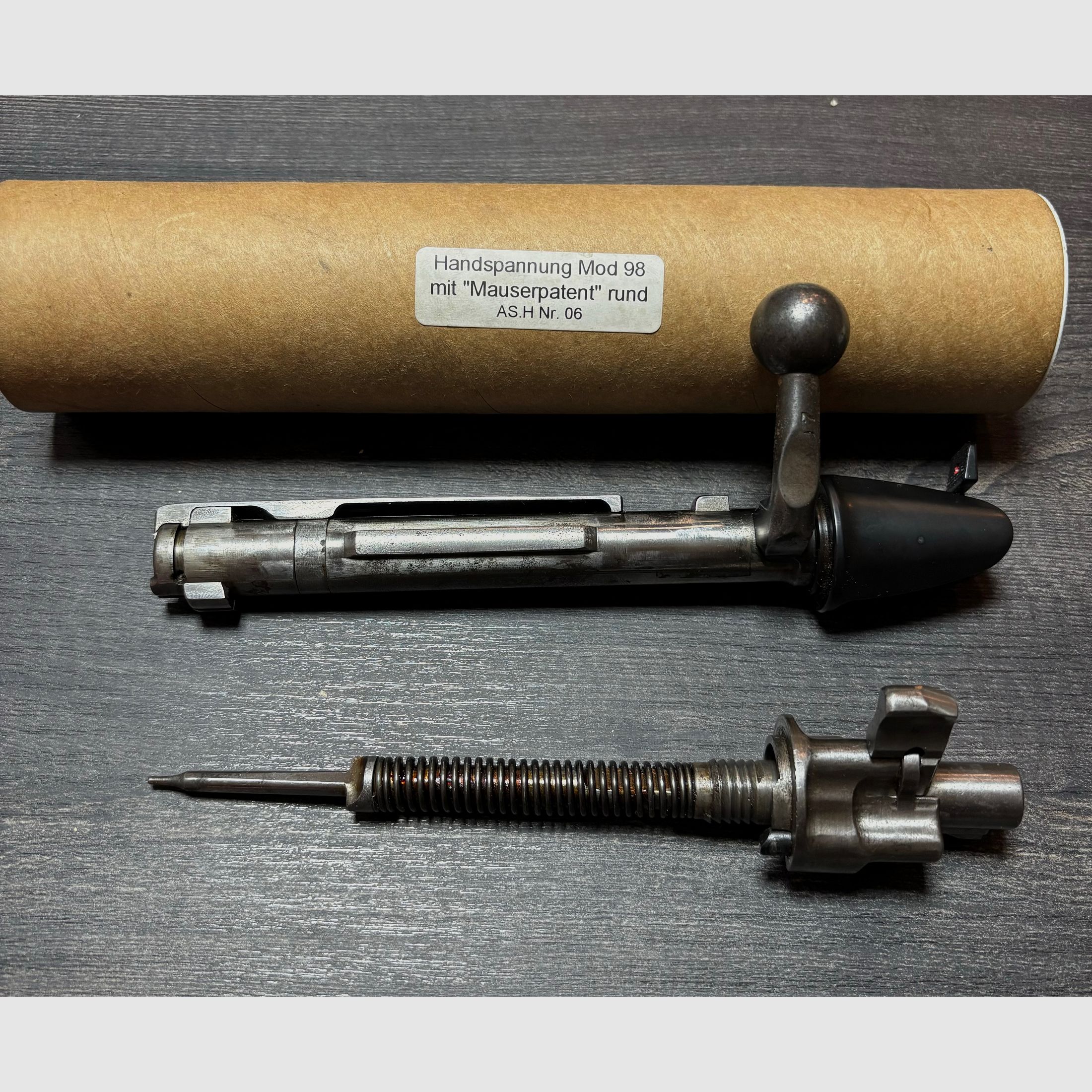 Fucile a ripetizione con manopola 8x57
