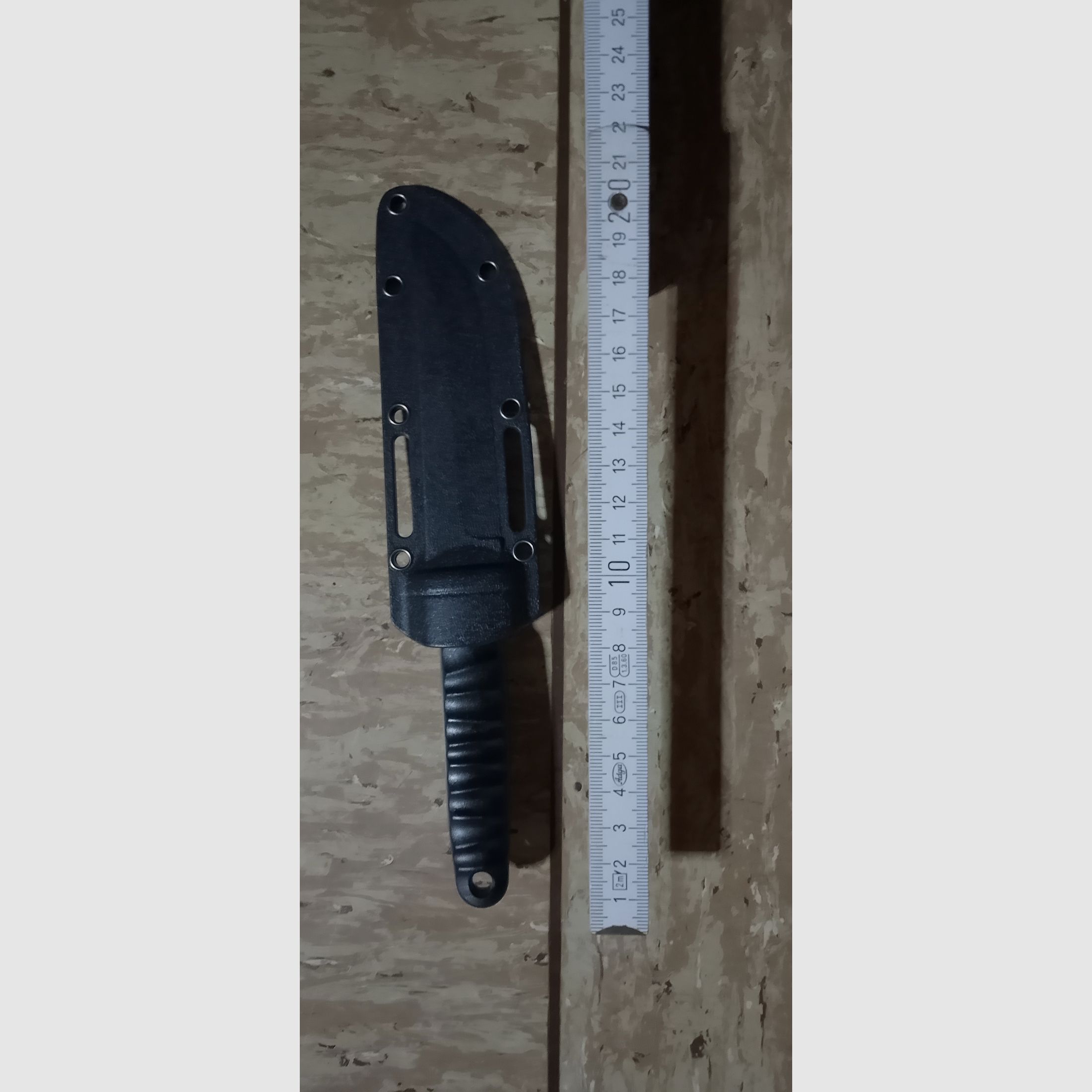 Outdoor Messer EDC stabiles Edelstahl Messer Camping klettern schwarz mit Messerscheide neuwertig aus Sammlung  /1 