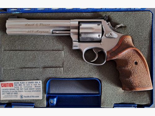 Smith & Wesson / 686 Target Champion Revolver .357 Magnum for sale.