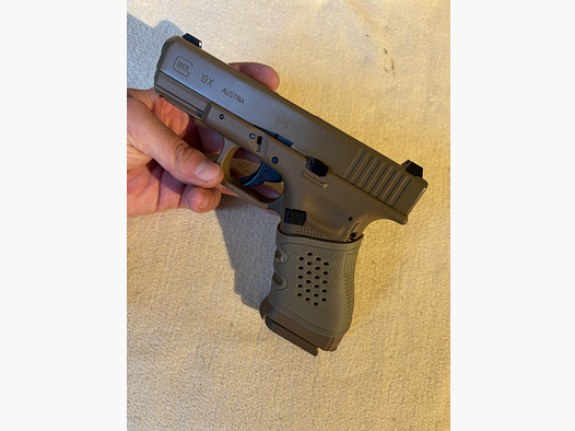 Glock 19x CO2 Blowback