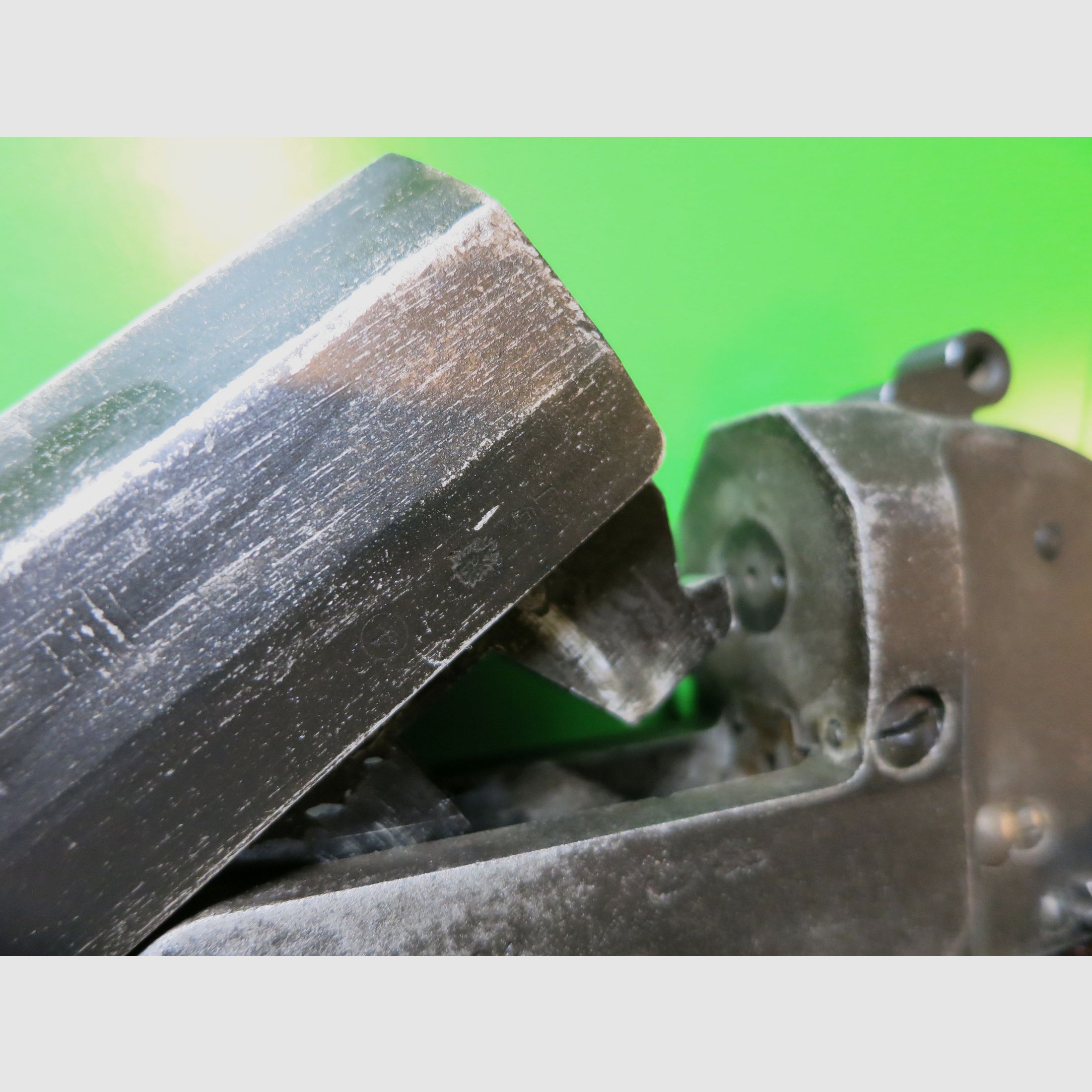 Pistola segnaletica VEB Fahrzeug- und Jagdwaffenwerk „Ernst Thälmann“, calibro 4 (26,5 mm), modello 1001   #50