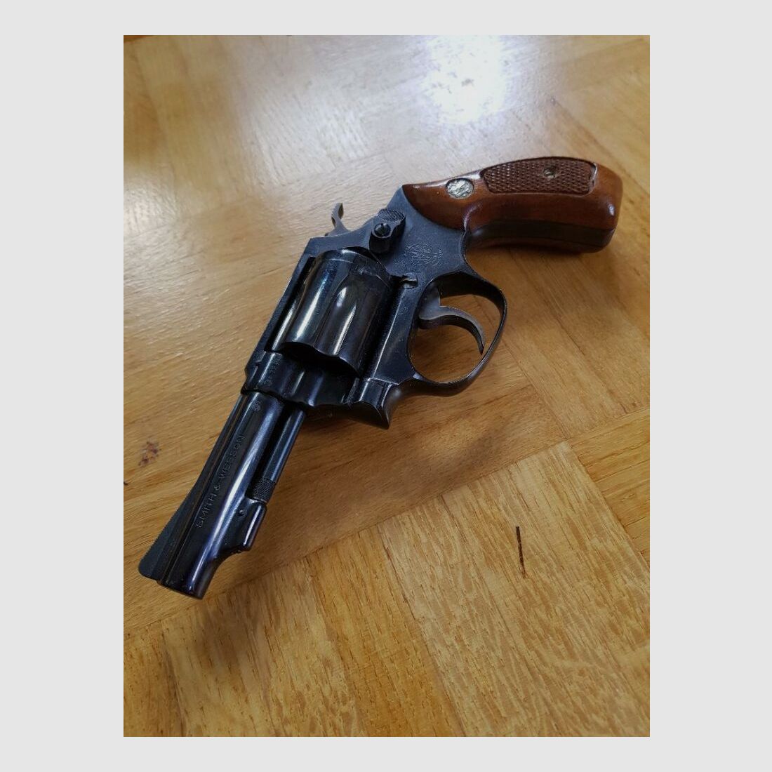 Smith & Wesson 36