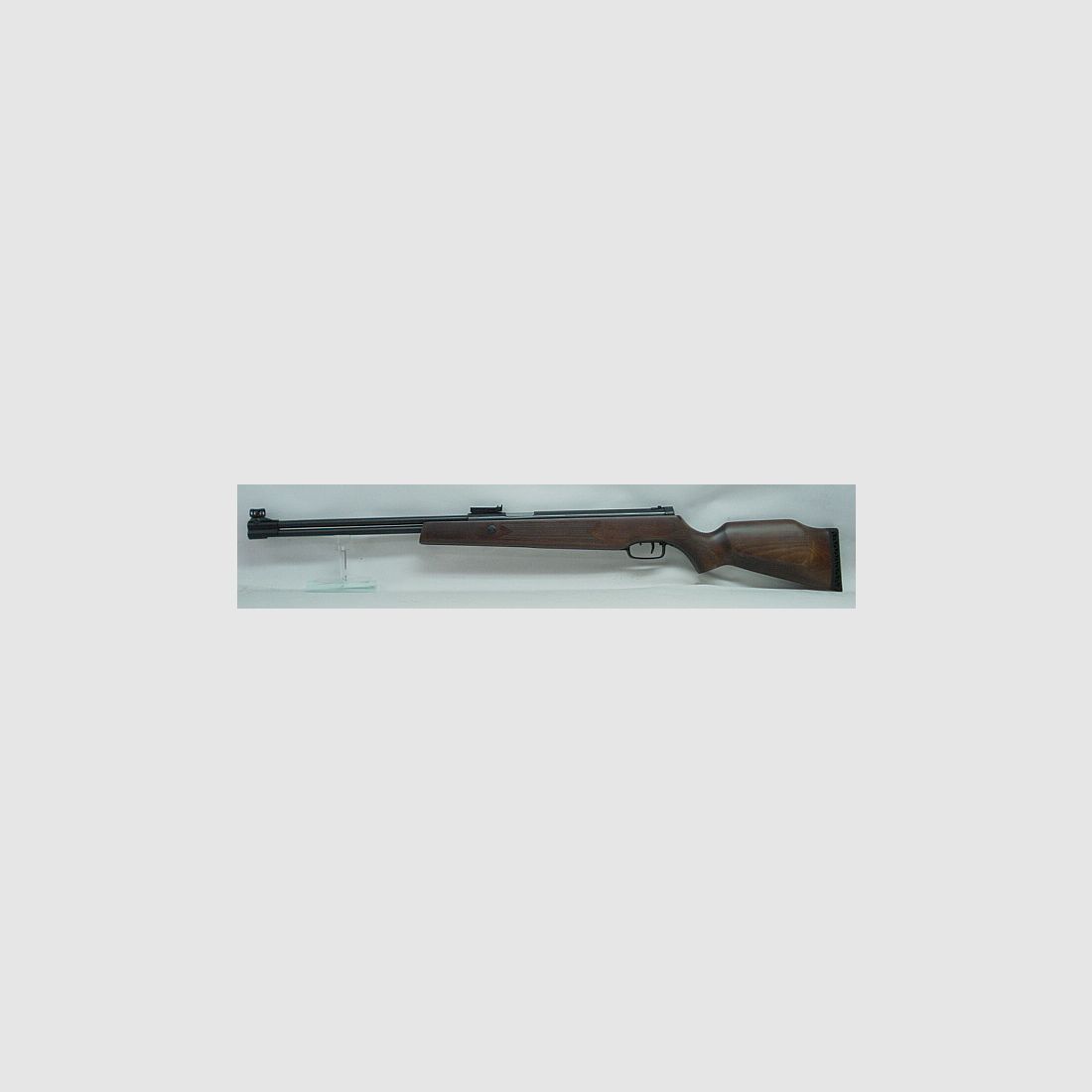 Hunter Force 900 Combo (UH-Sp) - Kal.4,5mm inkl. 4x32 ZF