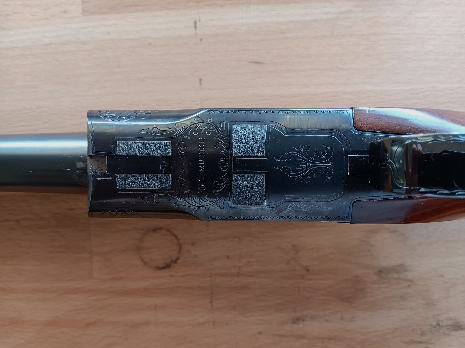 Anschütz Miroku con grilletto dorato versione da caccia con estrattori