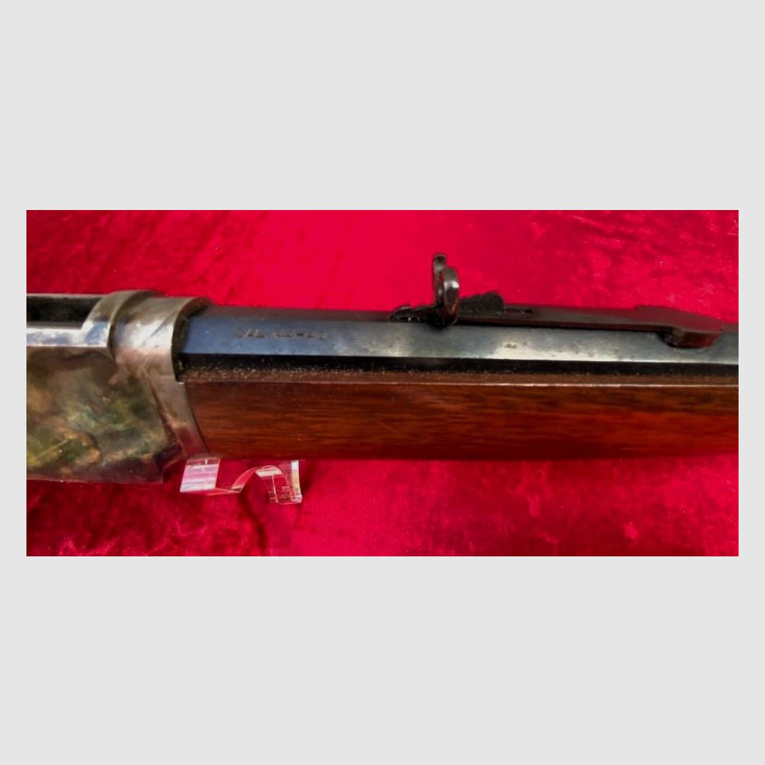 Winchester 73 aus Hege Uberti Fertigung Kal. 44 - 40  Ganzstahl bunt gehärtet mit 8-kant Lauf