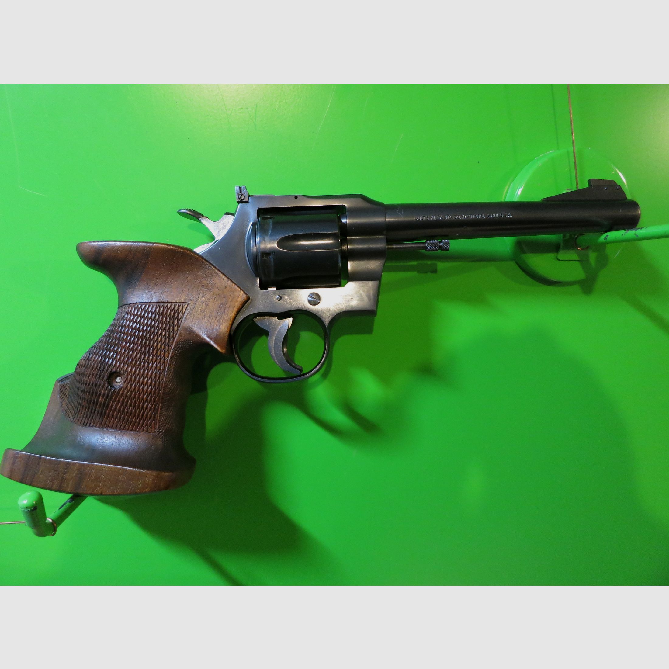 Revoler COLT Officer's Model Match, Fünfte Ausgabe der Serie in .22lr, Sportgriff   #62-