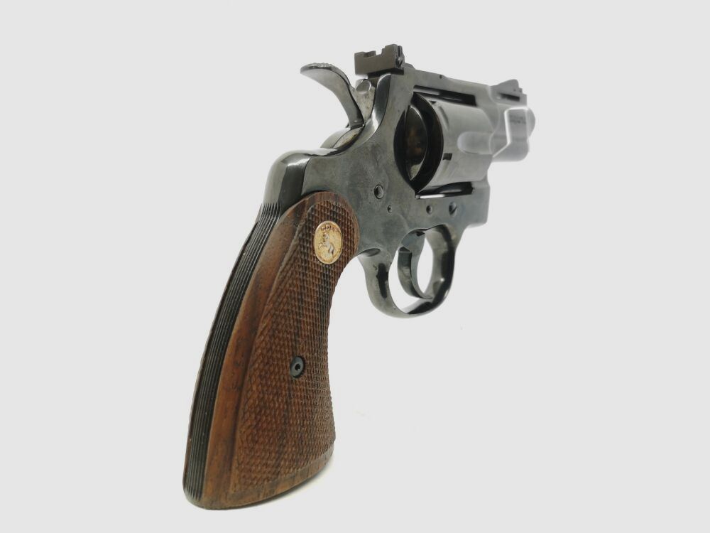 Colt	 Phyton *selten* 2,5" Beschuß 1976