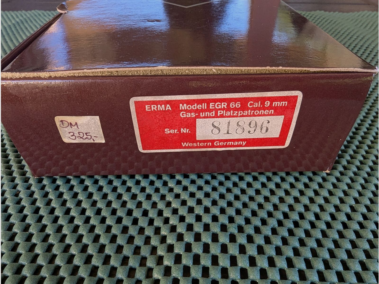 ERMA EGR 66 revolver 9mm gas and blank cartridges with original packaging
