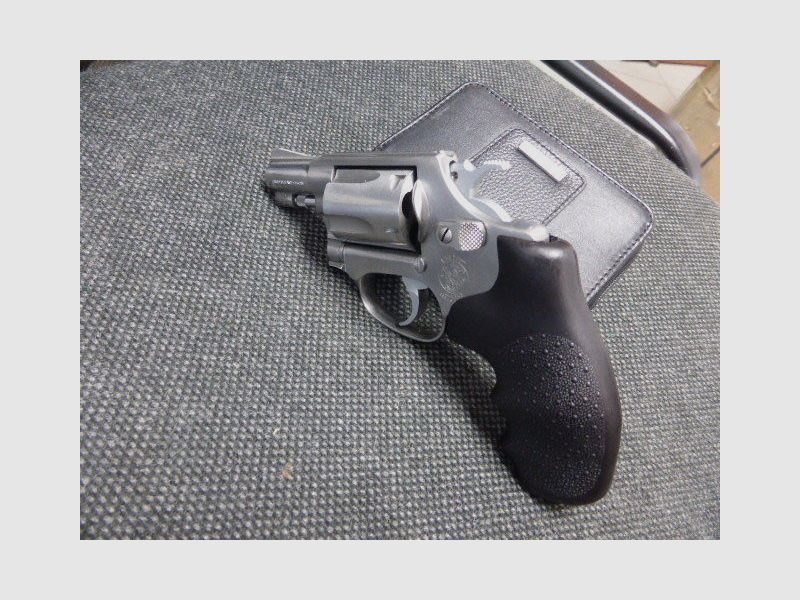 Smith&Wesson	 60-3