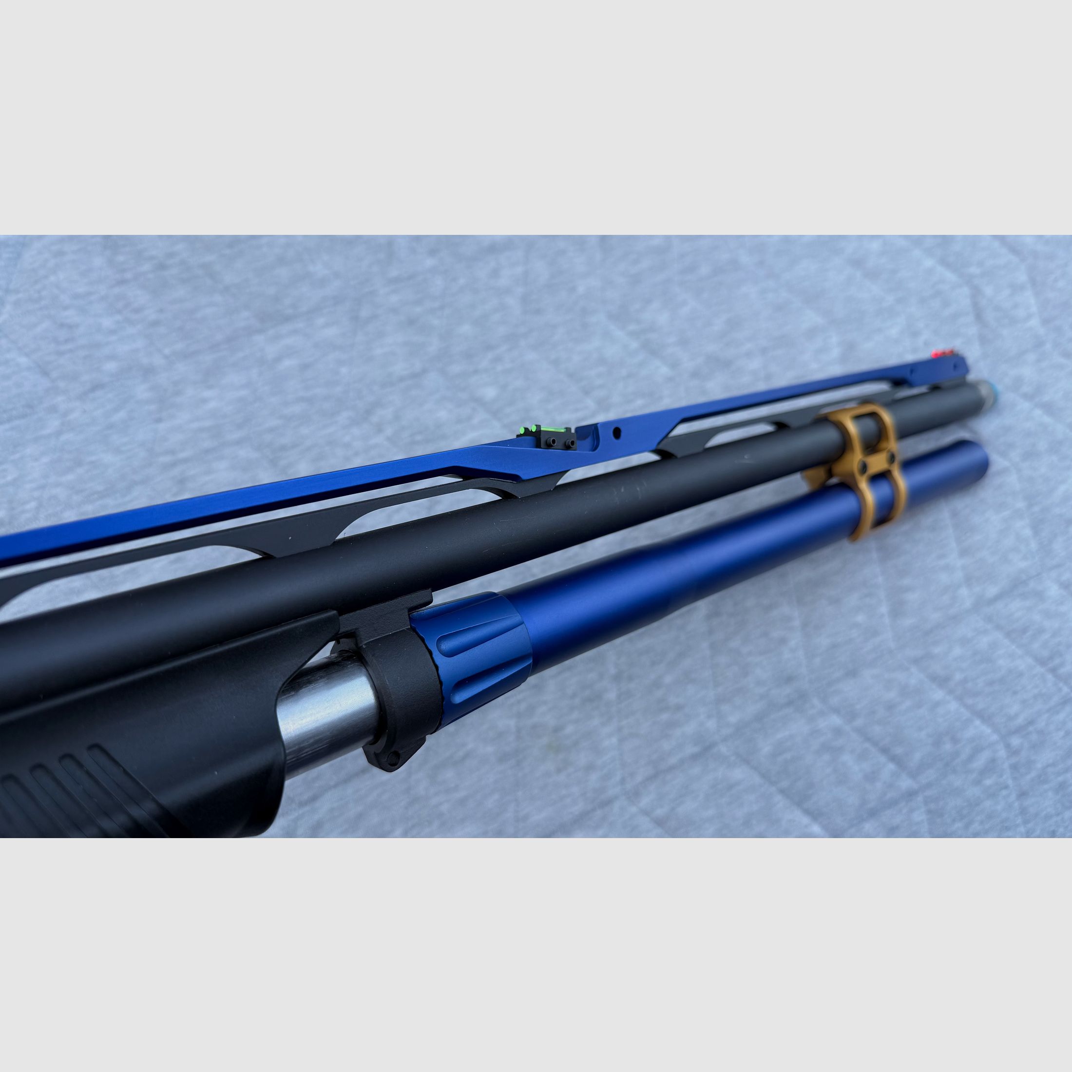 Fucile a ripetizione Benelli Supernova 12/89 canna 71 cm con sistema Toni e accessori Mag Load