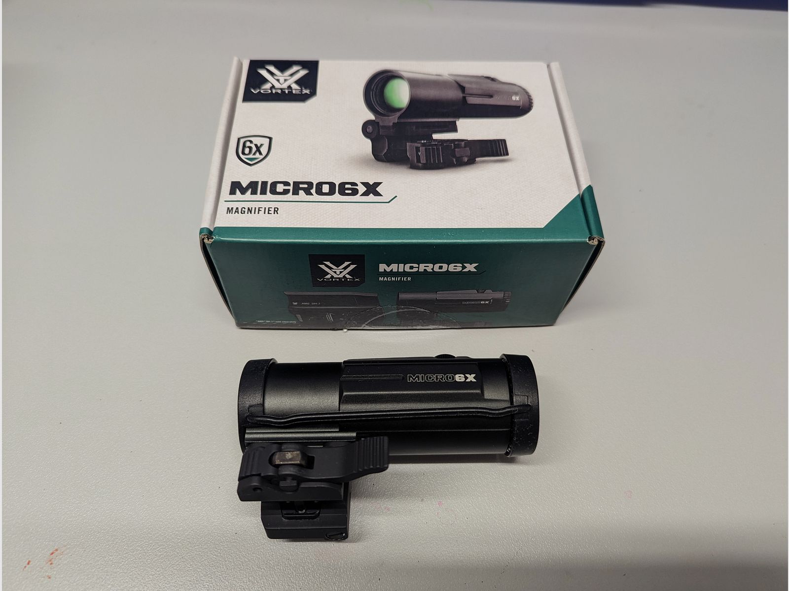 Neuwertiger Vortex Micro 6x Magnifier Rotpunkt Reflex Holo