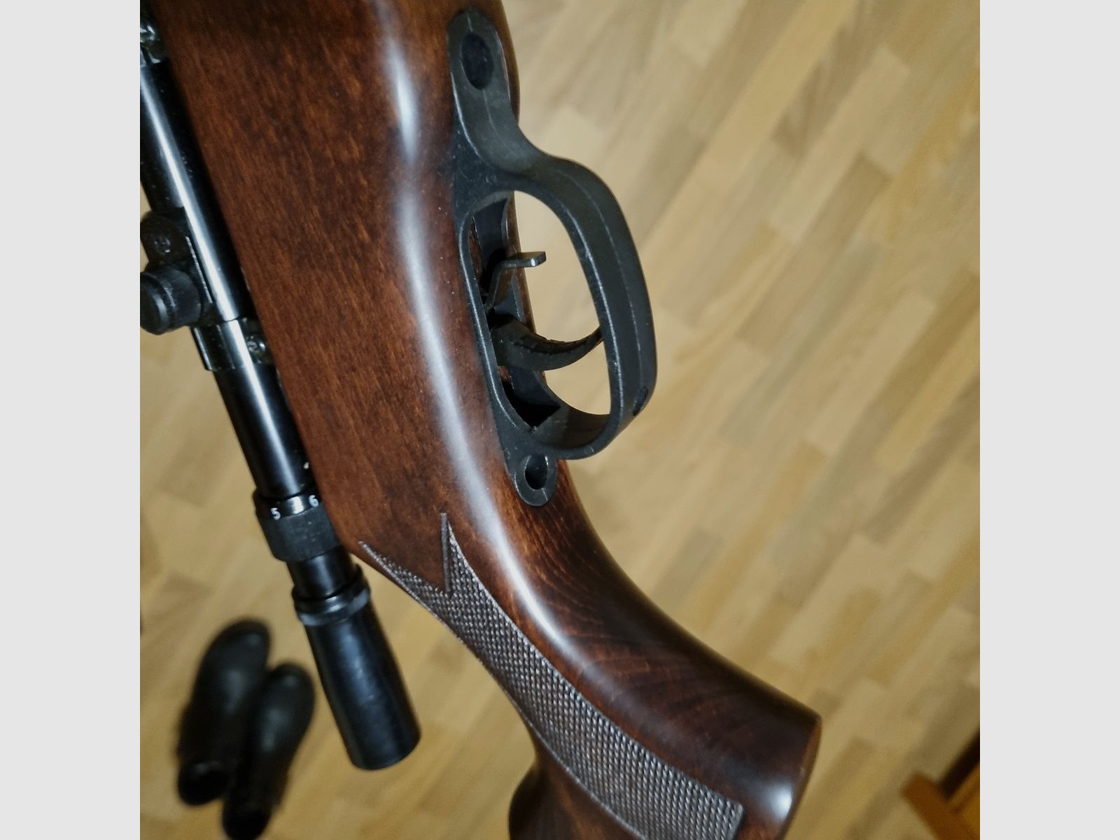 Norica Marvic Gold, 4,5 mm, ZF 3-7x20, Holzschaft