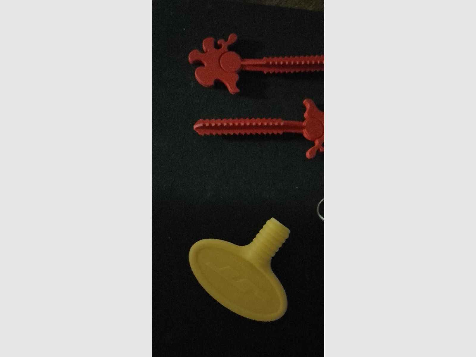 3x Tapones de boca originales rojos Accesorios de transporte Ram cal .43 .50 Tapones de cañón Goma Marcador como nuevo universal Umarex t4e Pistola Rifle Paintball