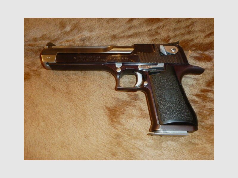 I.M.I. Izraelskie Przemysły Wojskowe Desert Eagle
