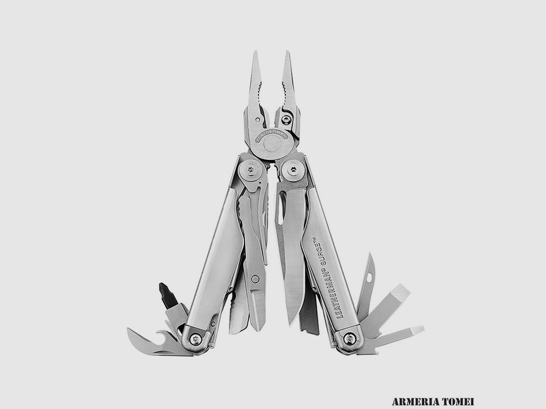 LEATHERMAN – SURGE® Stainless, image 1 of 3