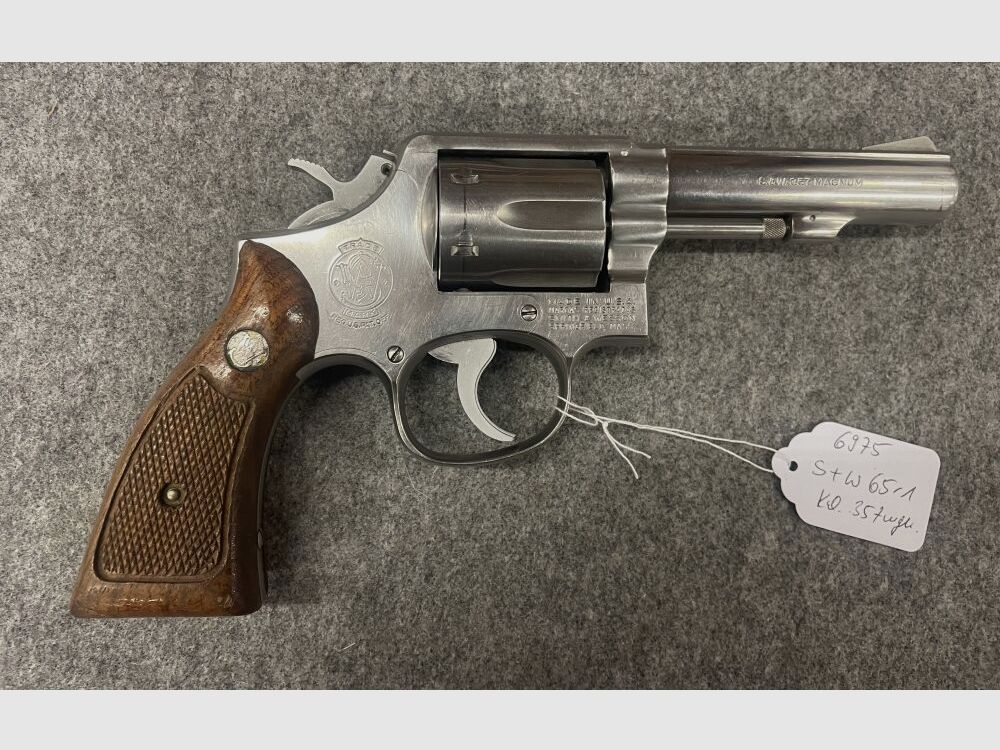 Smith + Wesson 65-1