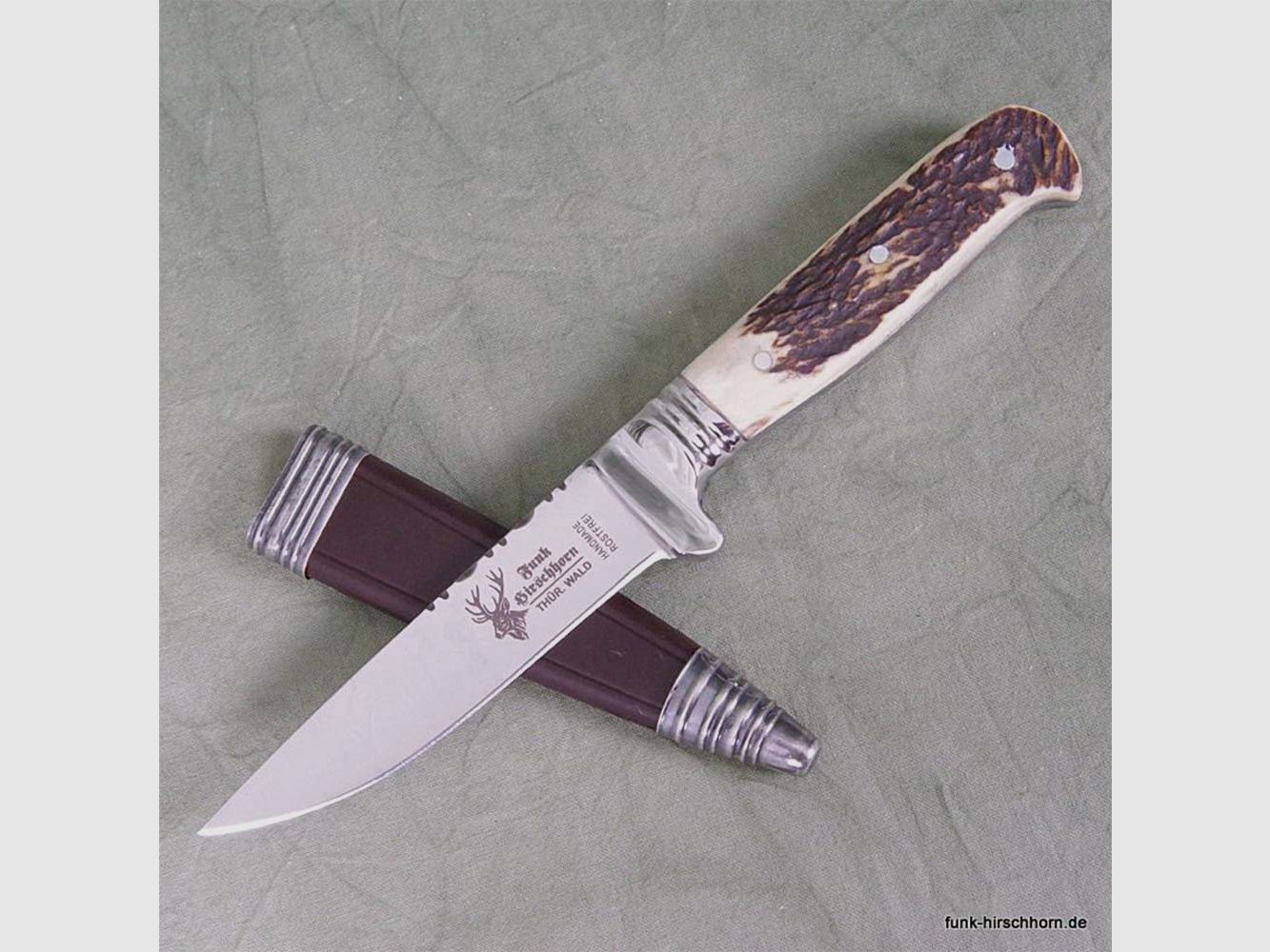Couteau de Poche de Chasse avec Écailles en Bois de Cerf