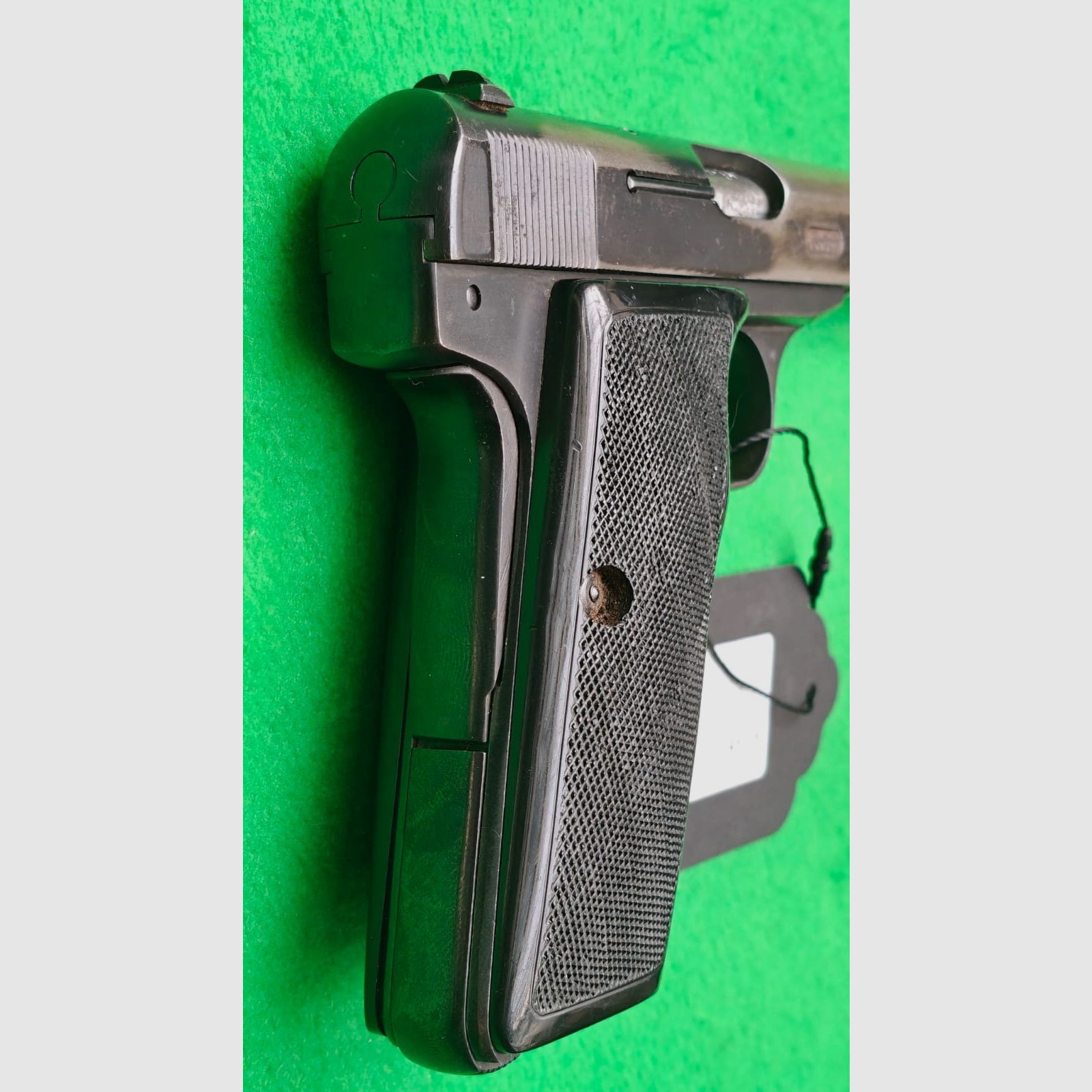 Pistolet FN – calibre 7,65 mm Browning – état passable