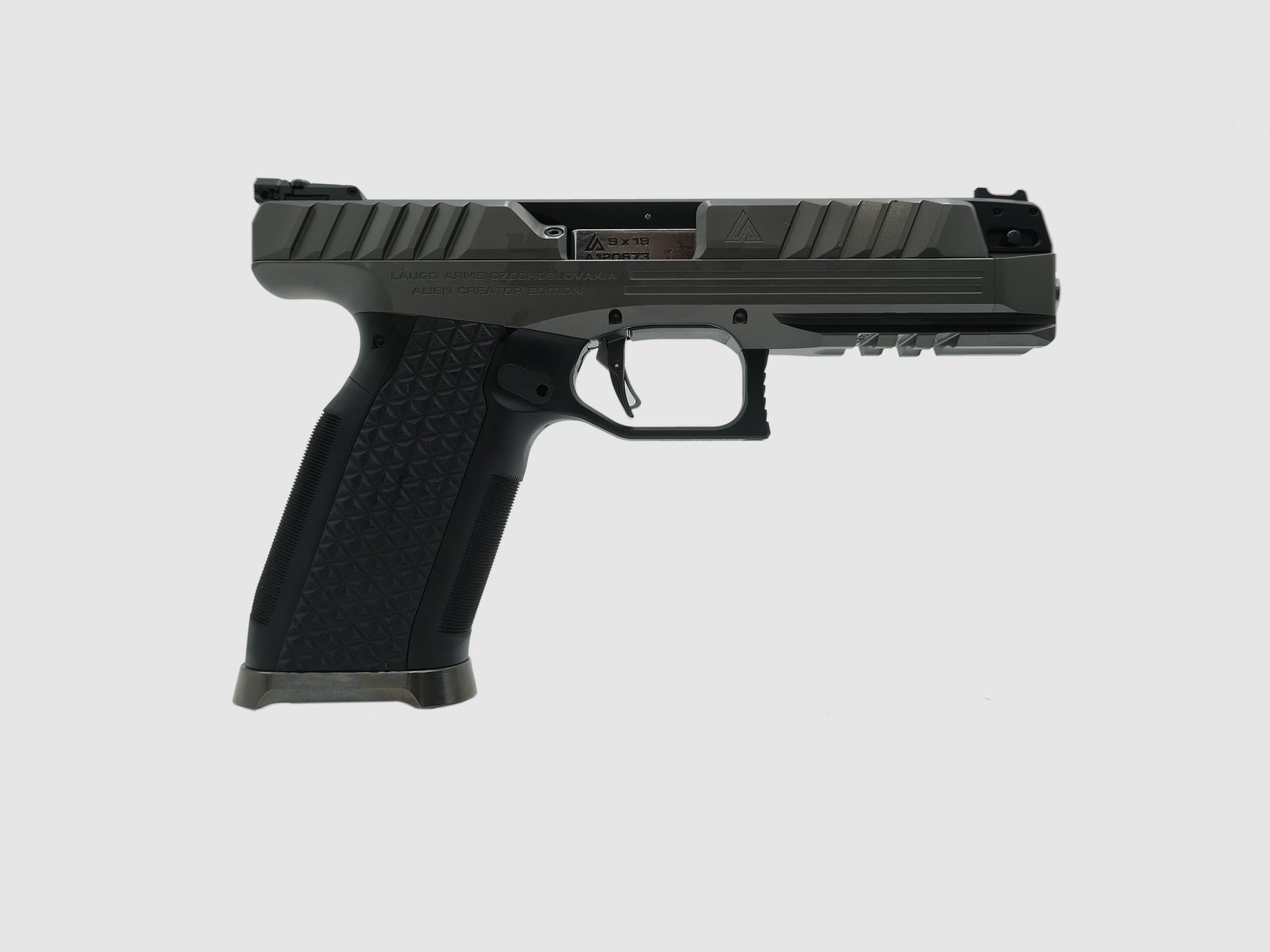 Pistola Laugo Arms Alien Creator Full Kit 9mm, imagen 1 de 3