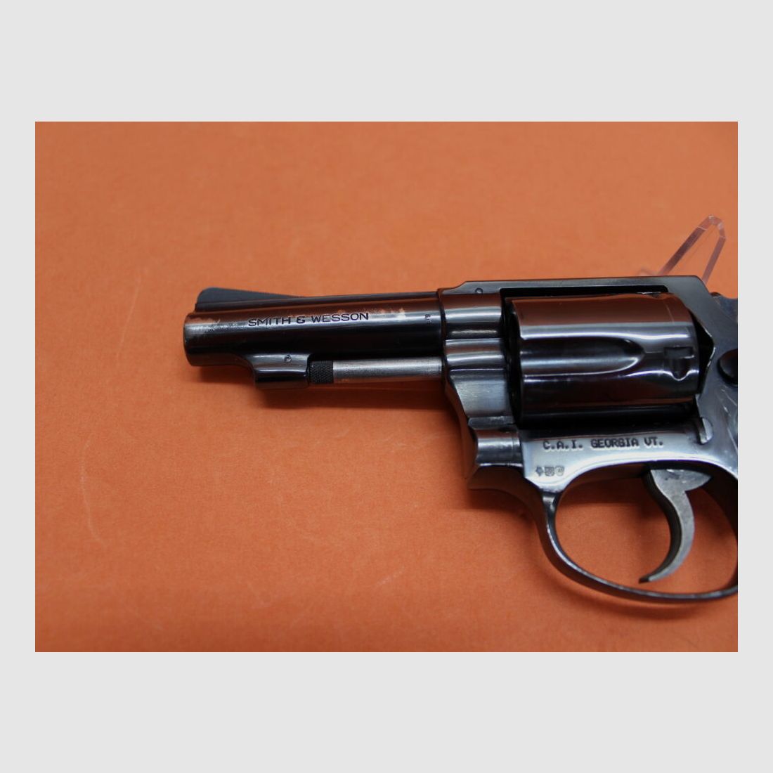 Smith & Wesson Revolver .38 Special Smith & Wesson/ S&W 36 Chiefs Special blued, 3" barrel/ wooden grip used weapon
