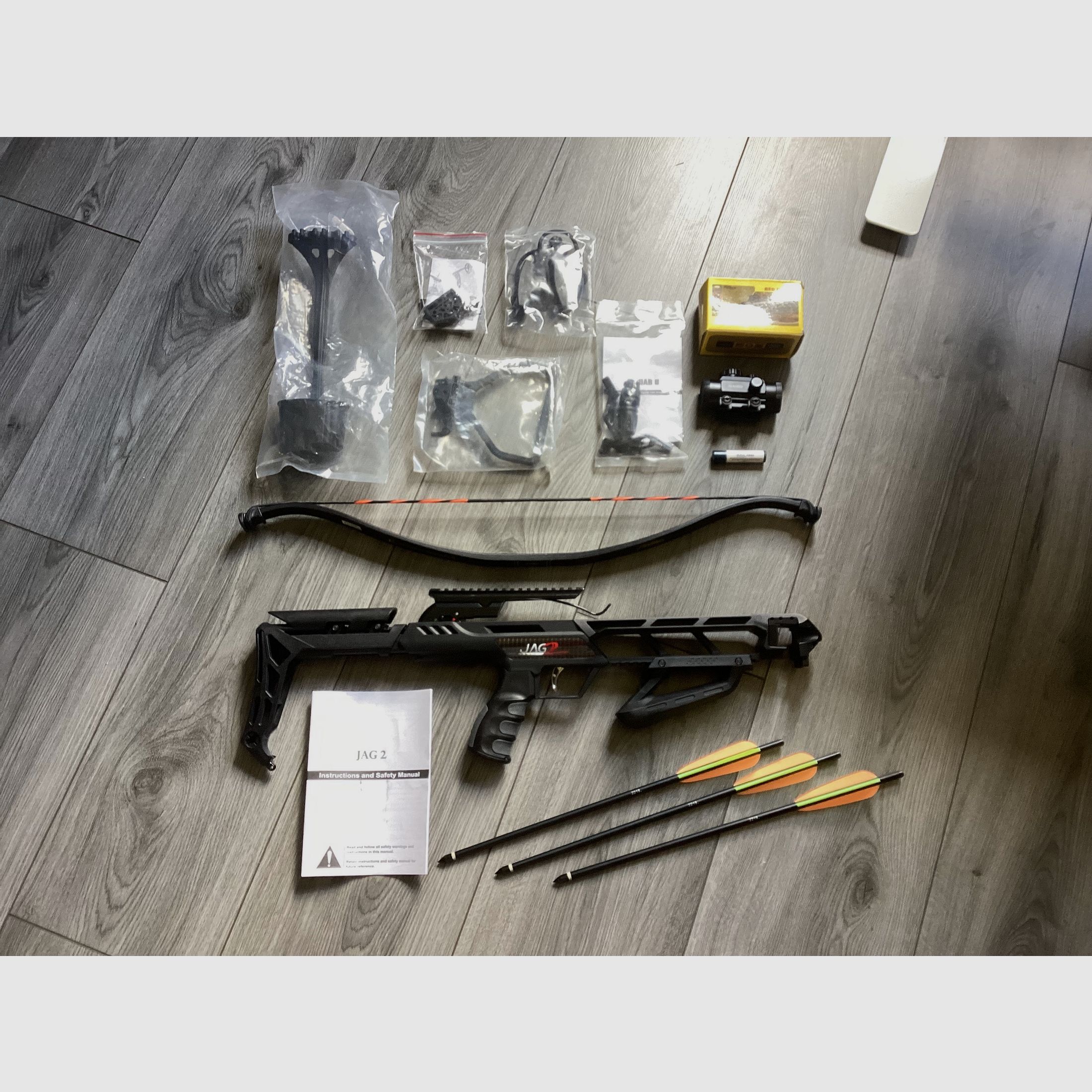 EK Archery Jag II Pro 175 lbs 260 FPS + rotes Punkt