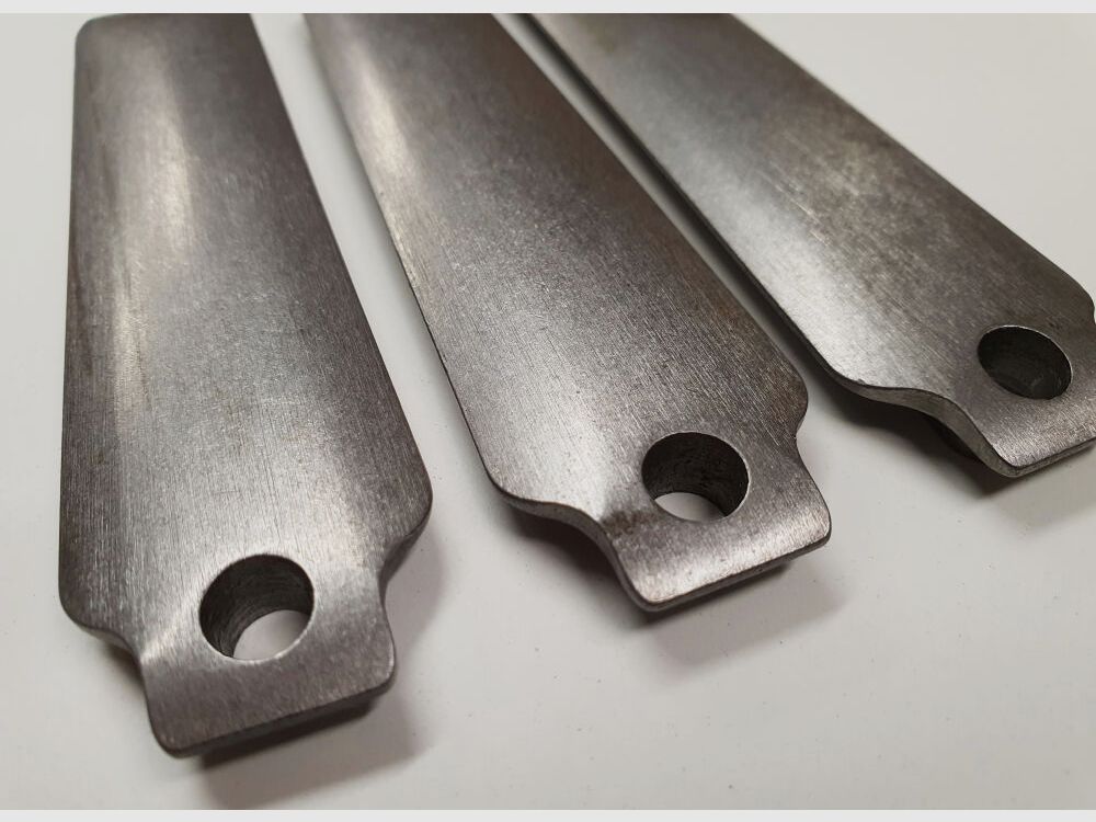 Neufertigung für MAUSER K98 Magazinboden Stahlausführung Neufertigung für MAUSER K98 , weißfertig