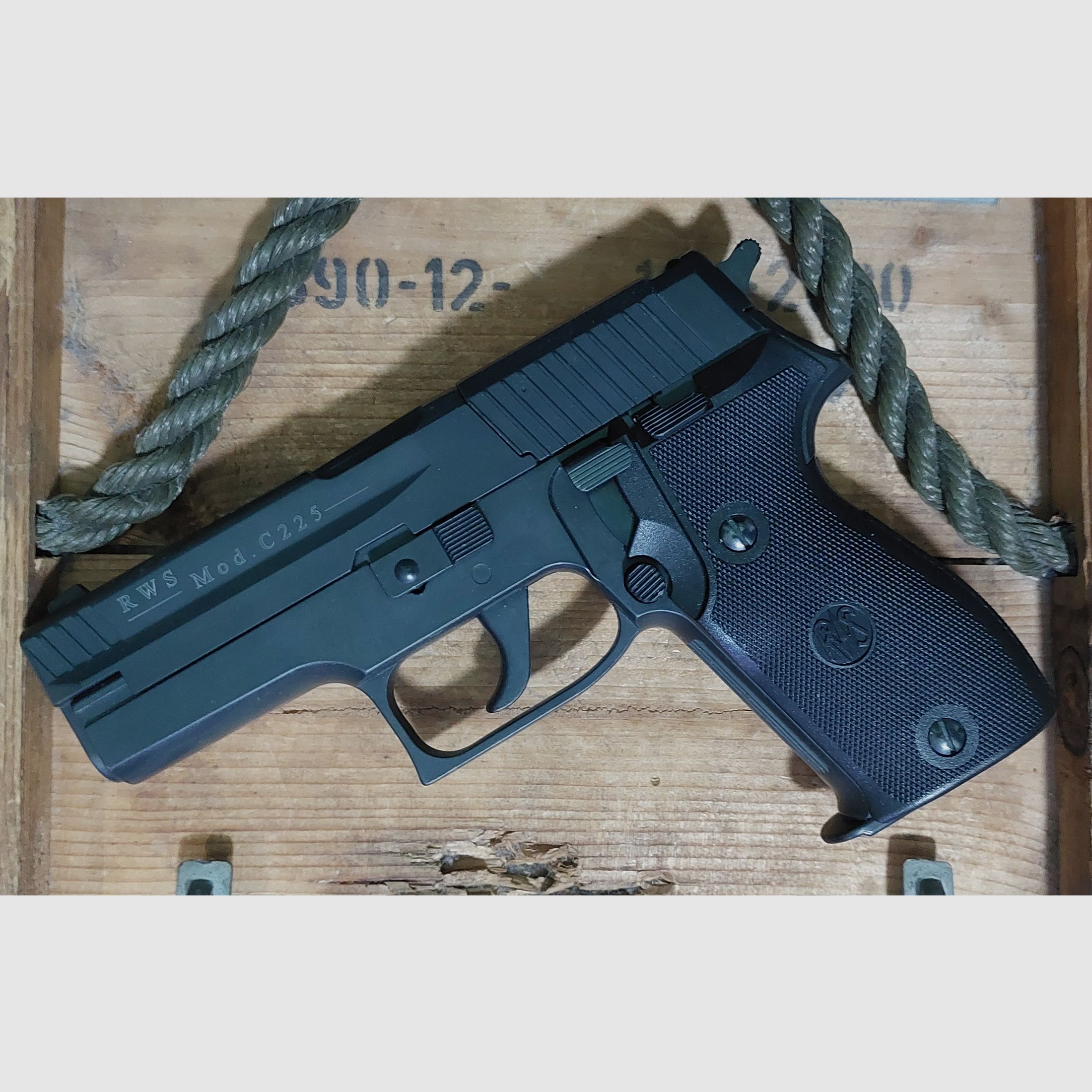 Pistola CO² RWS Mod. C225 4,5 mm Diabolo