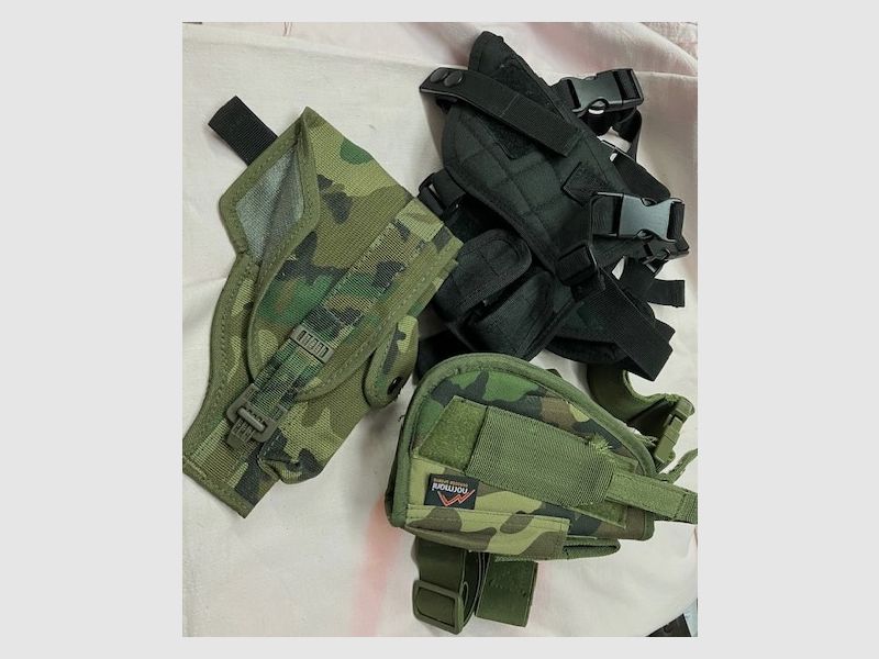 Confezione di fondine per pistole o revolver