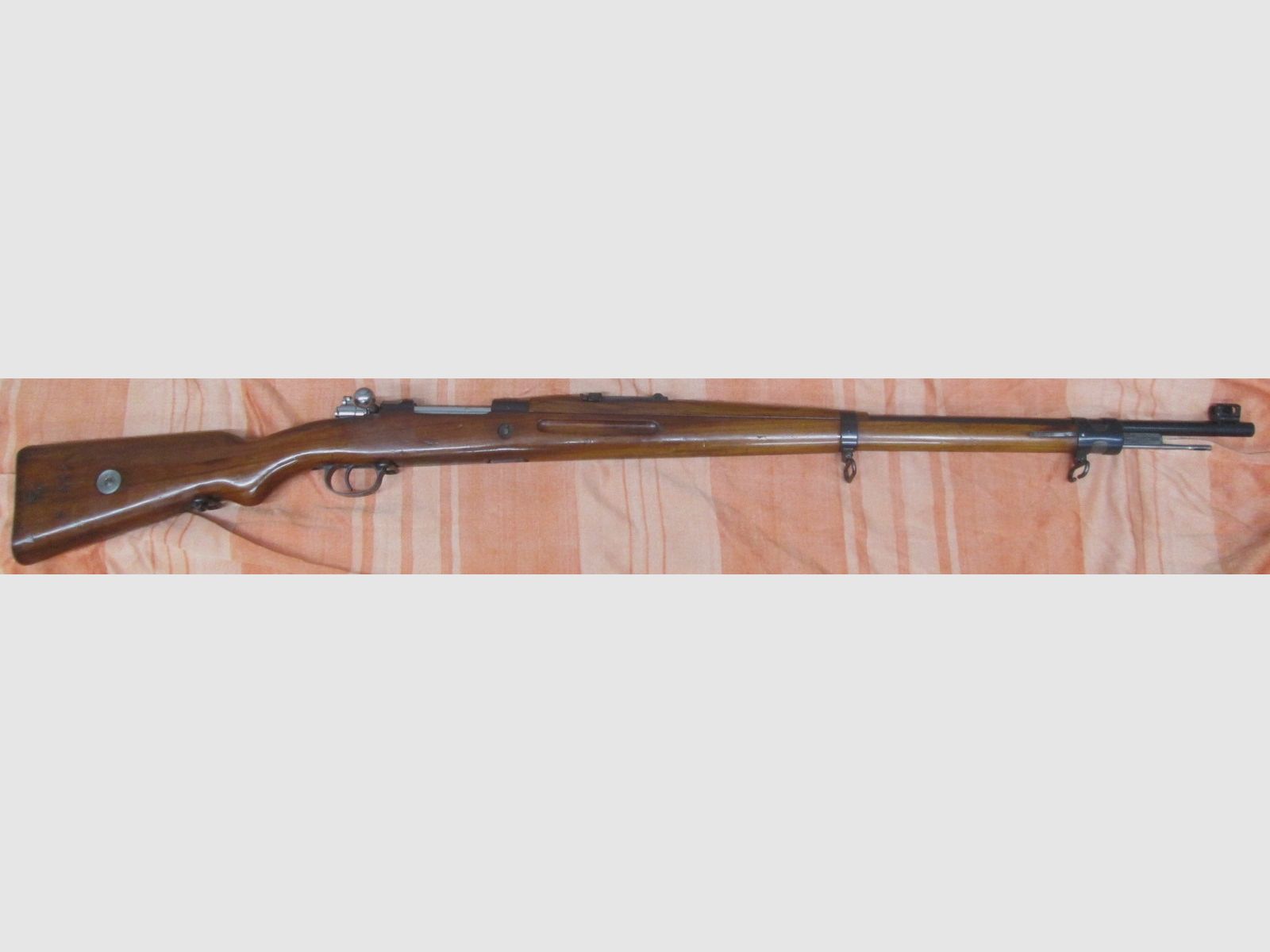 Persien Mauser M 1938 z obrazem strzału