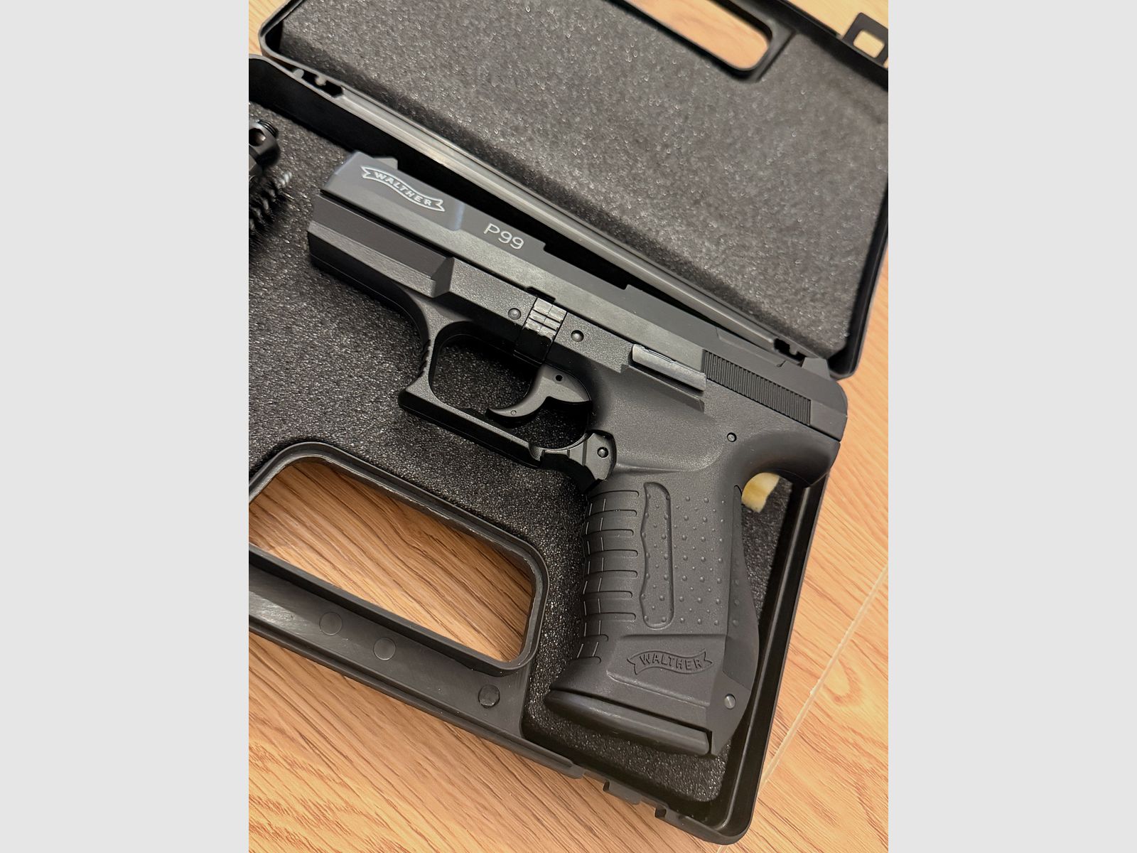 Walther P99 PTB blank-firing pistol – unused, top condition