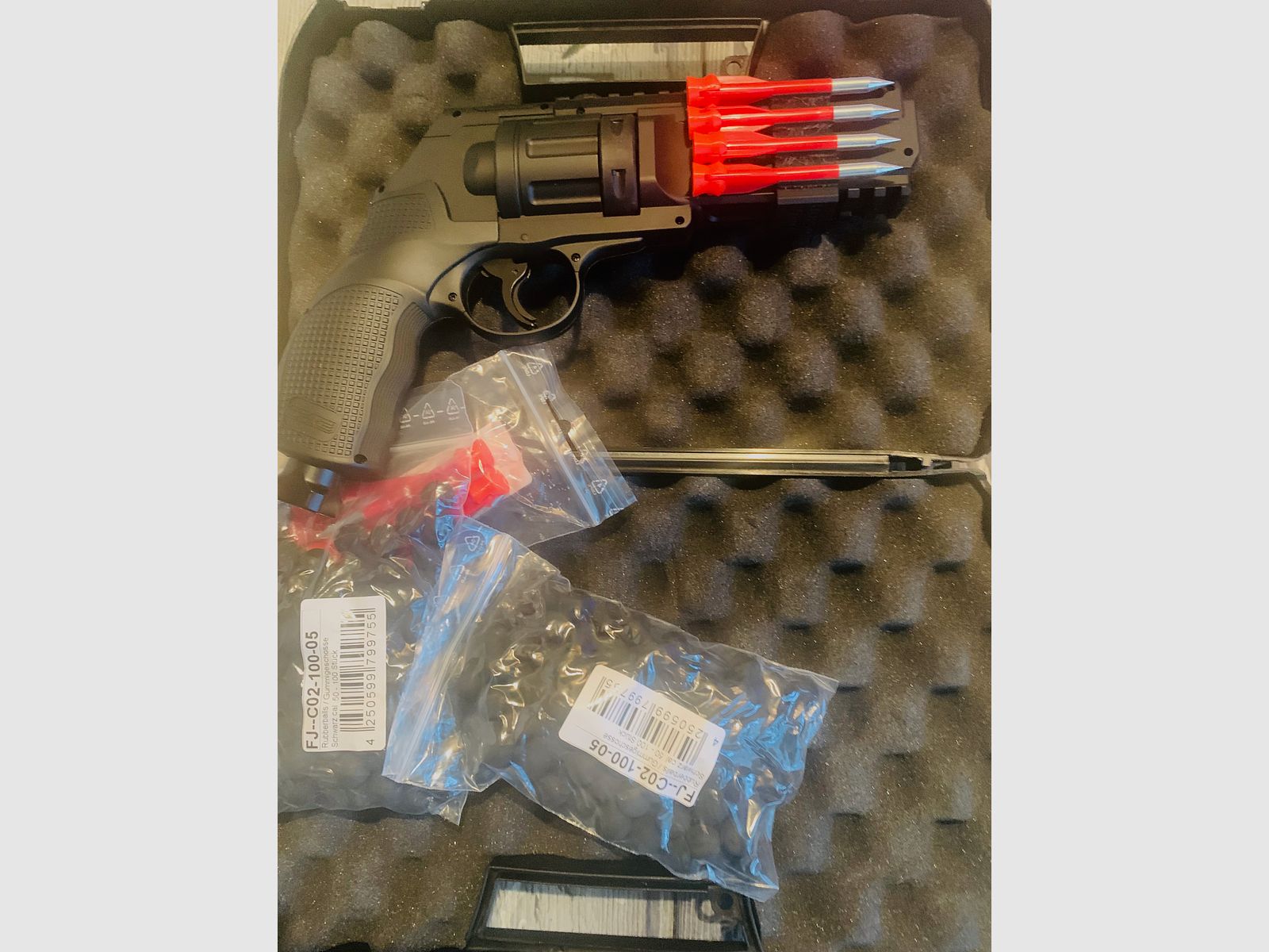 MarKer HDK su (1K 50) Genz Revolver Co2 cal.50 - 7,5 Joule (P18) + 500 Gummibälle + 10 Co2 Kapseln