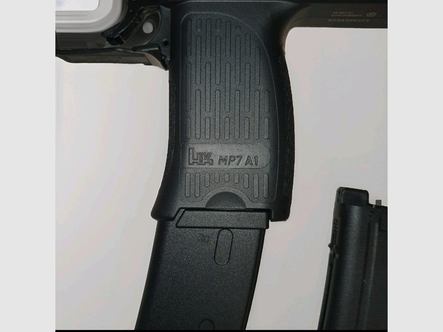 HK/Umarex MP7A1 GBB Airsoftreplica + vervangmagazijn