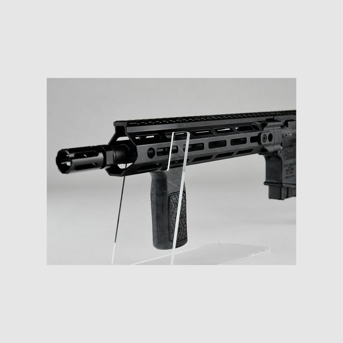 Daniel Defense	 M4 V7-S