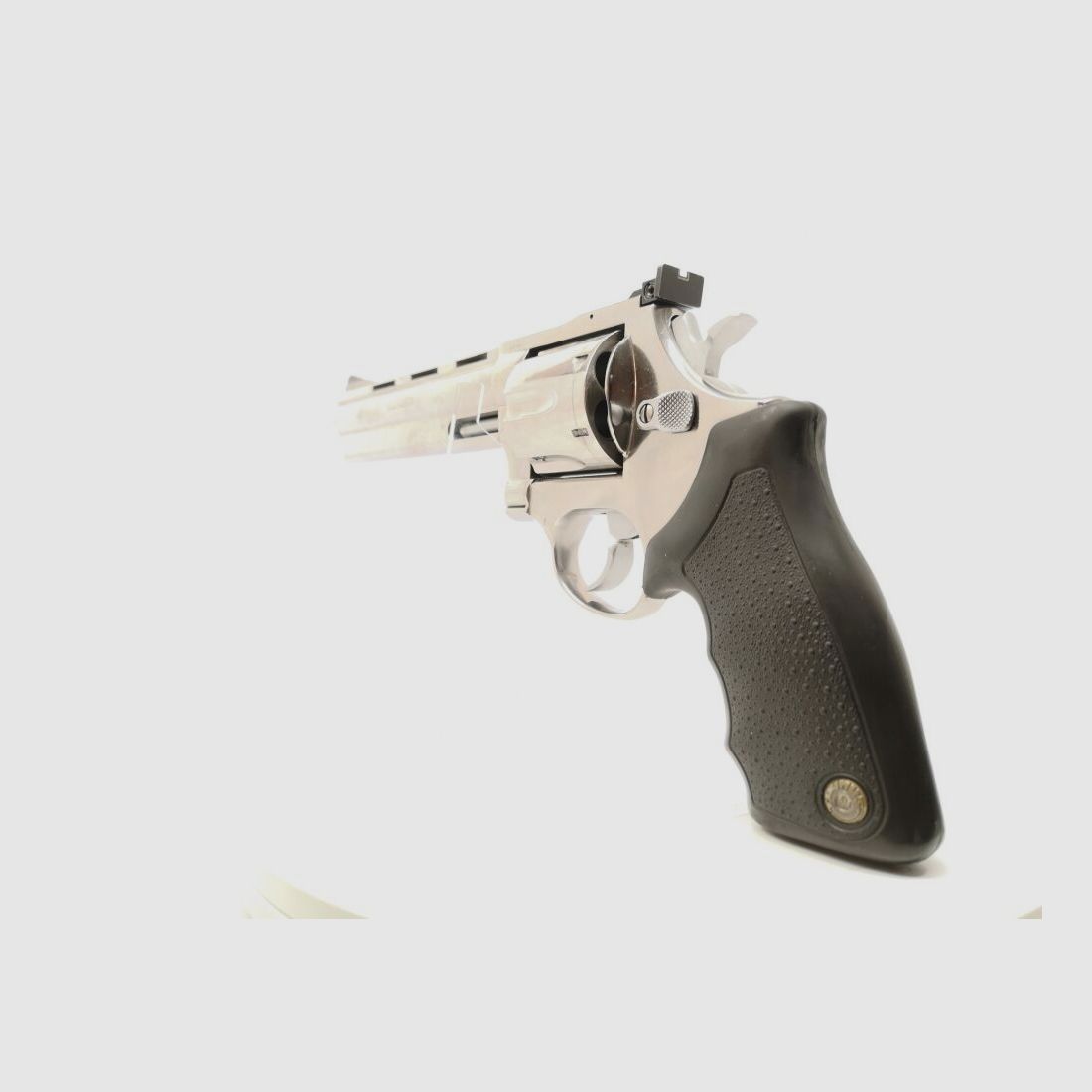Taurus 44