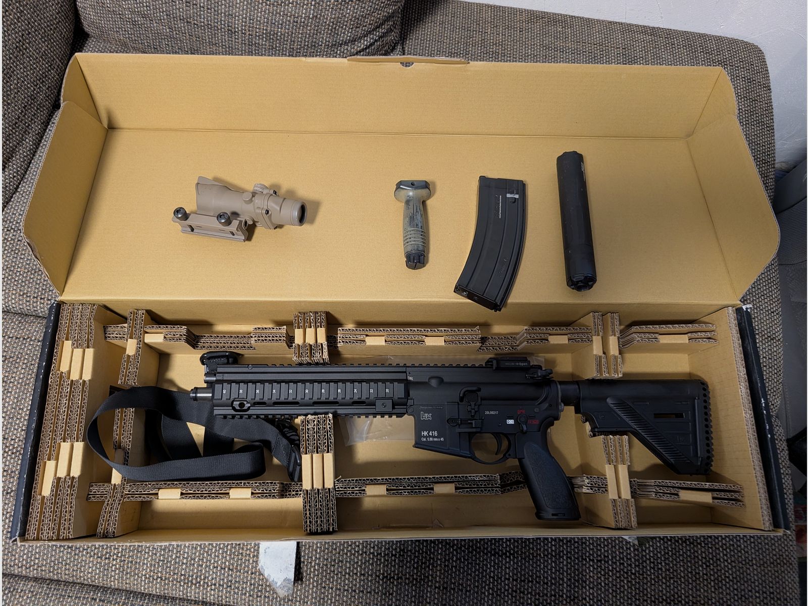 Heckler & Koch HK416 Softair – 1,6 Joule – Gaz Blow Back – avec accessoires