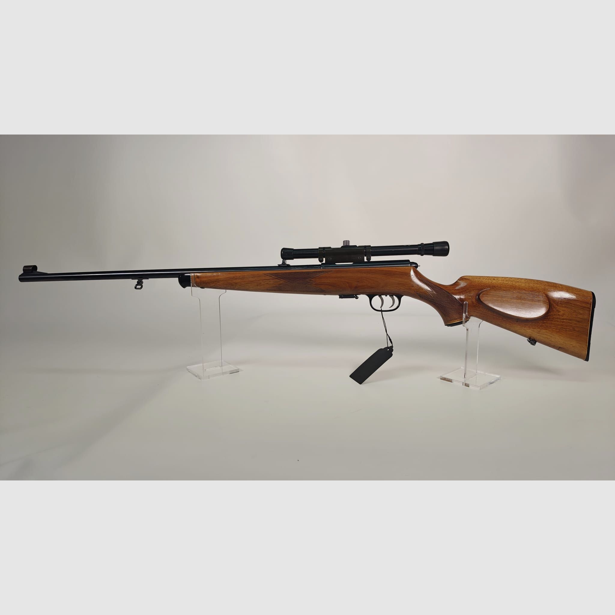 Krico Repetierbüchse .22lr inkl. ZF 4x15, Bild 1 von 7