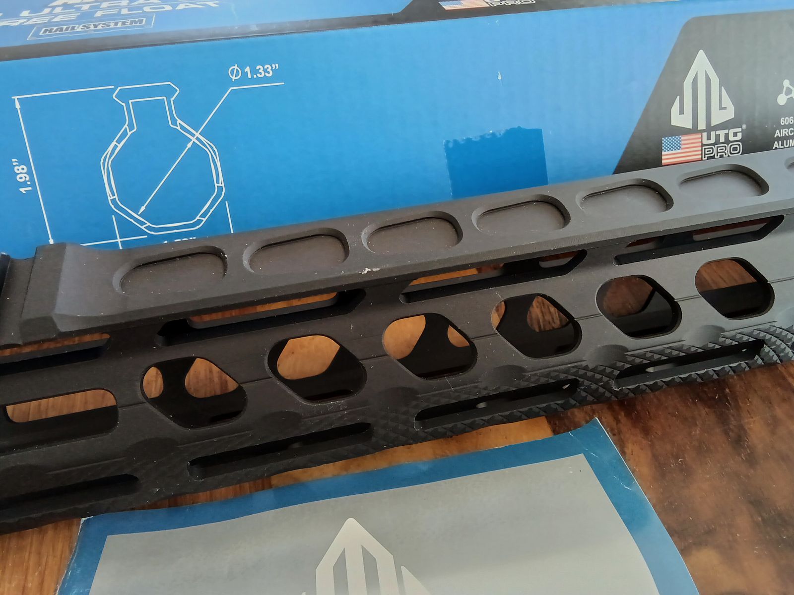 UTG Pro 10" Free Float AR15 Handguard Handschutz, Neu