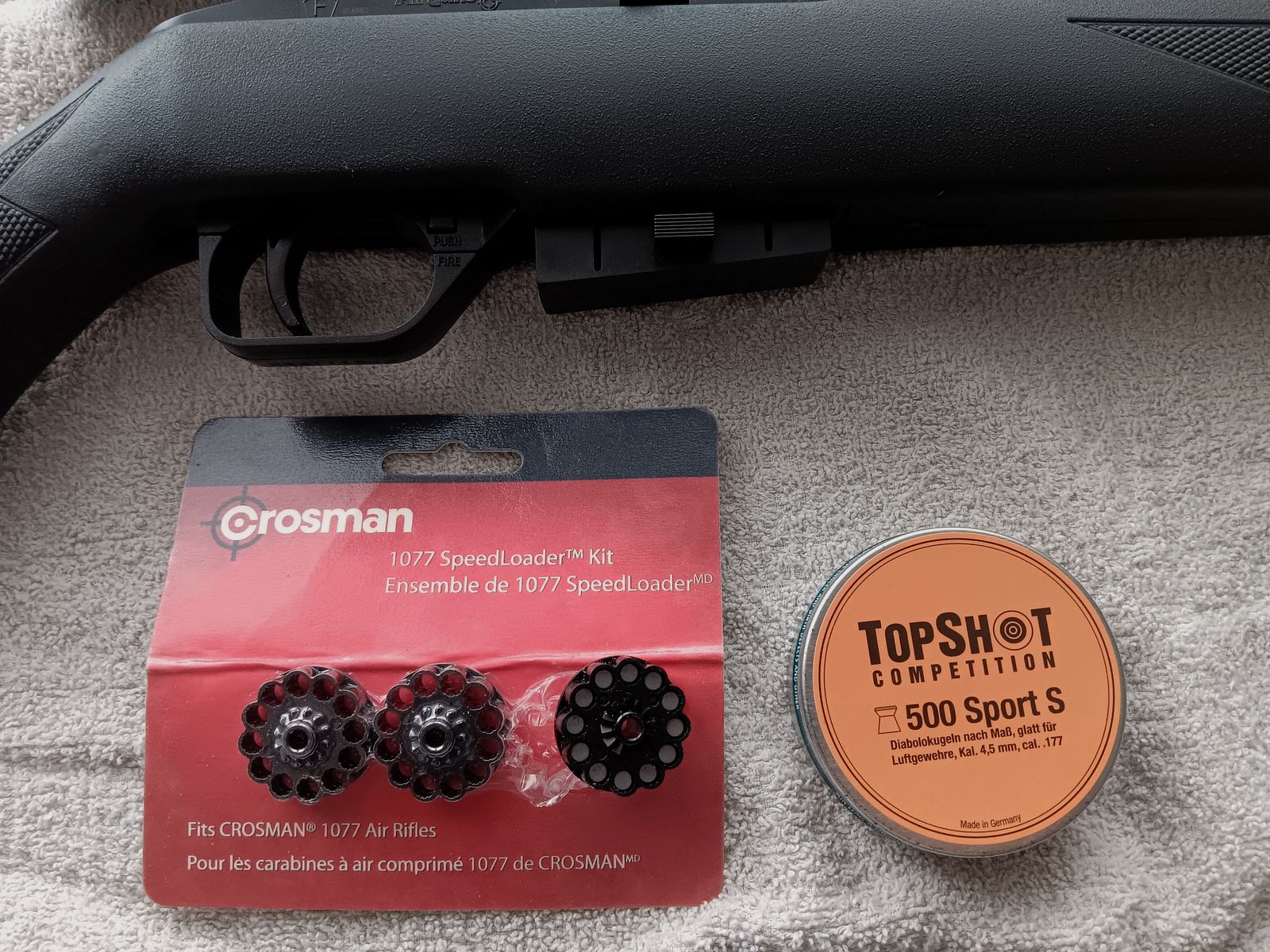 Neue Co2 Crosman 1077 mit Zielfernrohr 12 Schuss Mag.