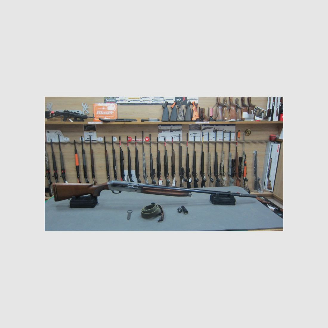 Benelli C/12 Selbstladeflinte, Bild 2 von 4