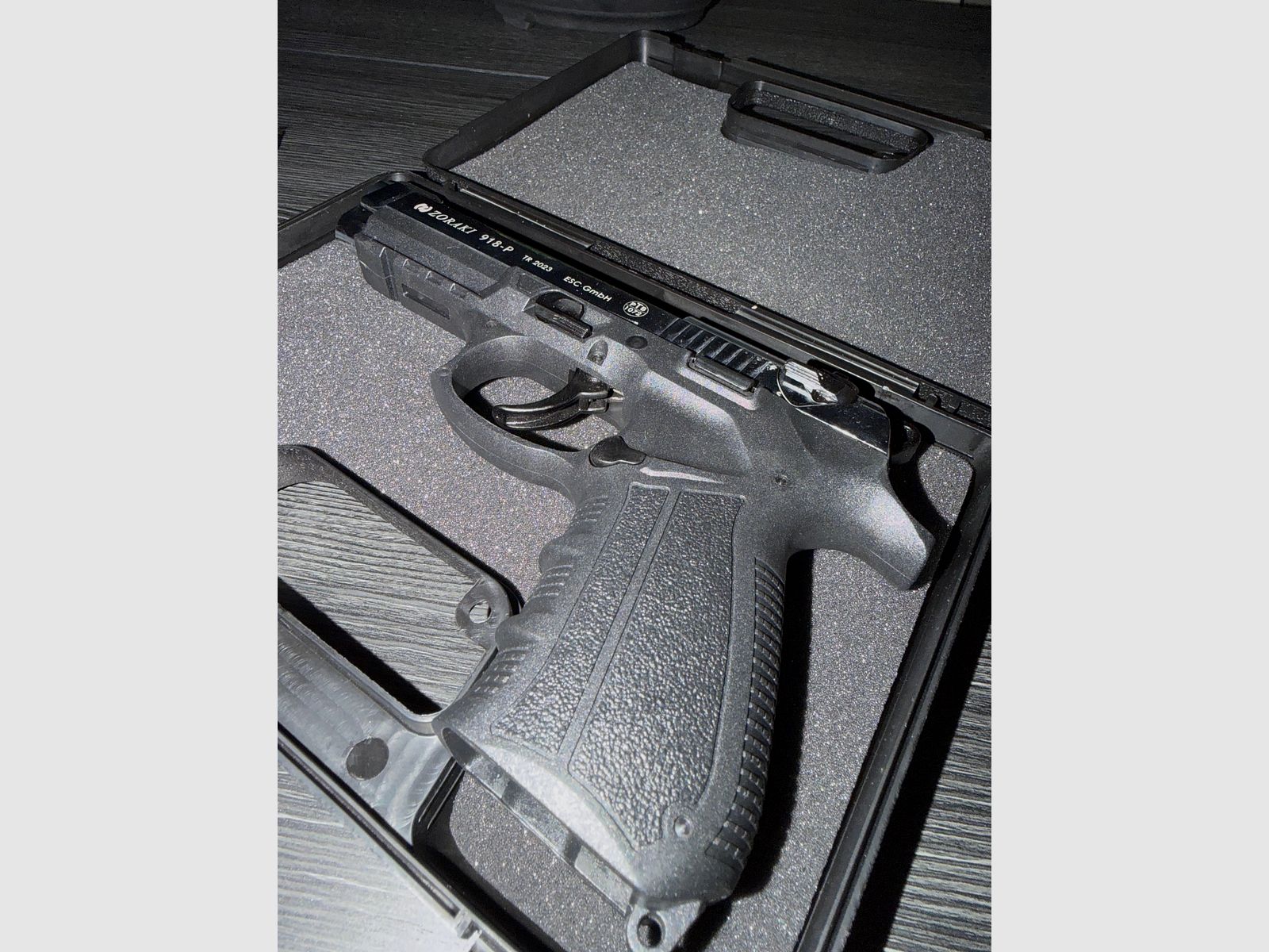 918-P blank firing pistol chrome 9mm incl. accessories