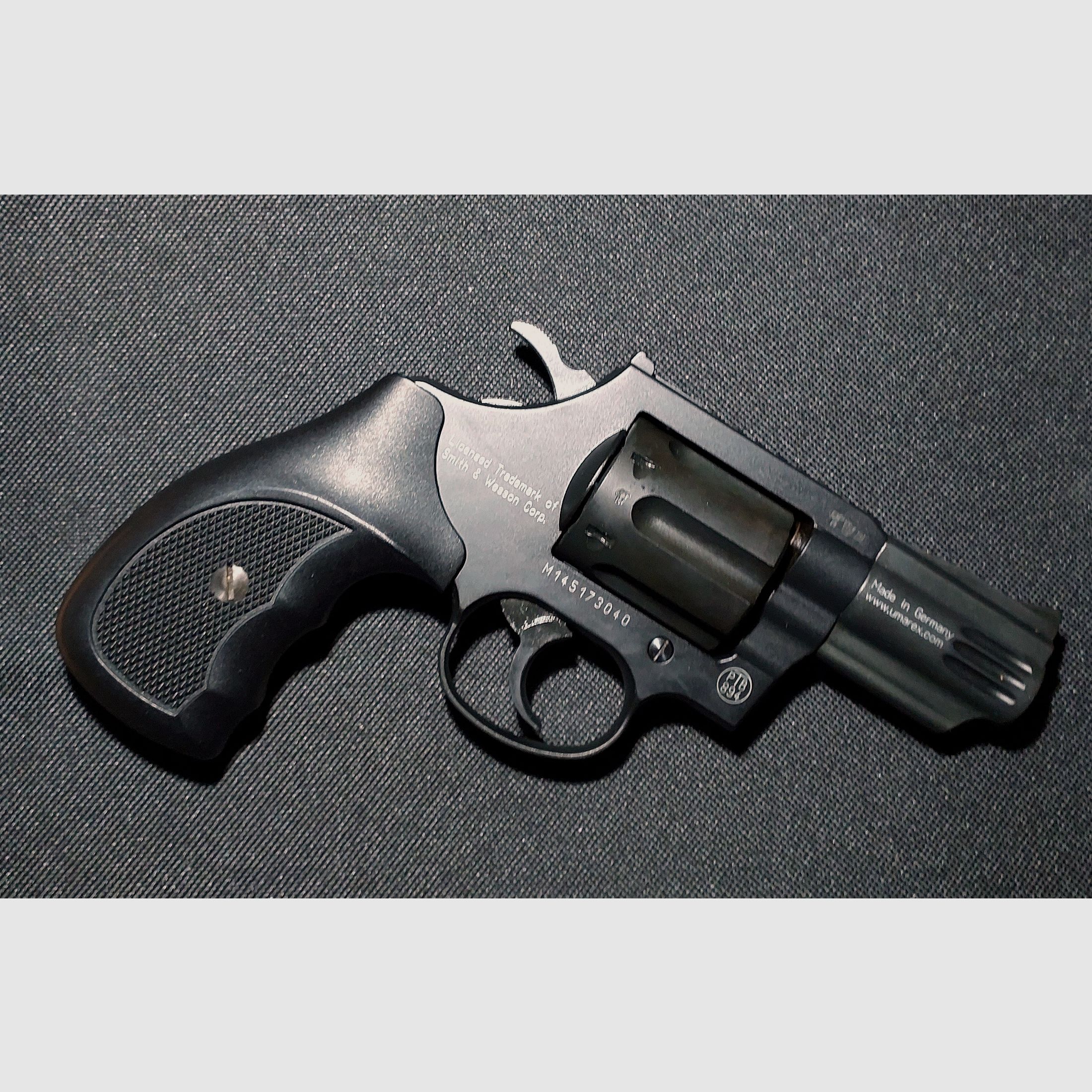 Smith & Wesson Grizzly rewolwer alarmowy kal. 9mm R.K. oksydowany (PTB 894) S&W Grizzly