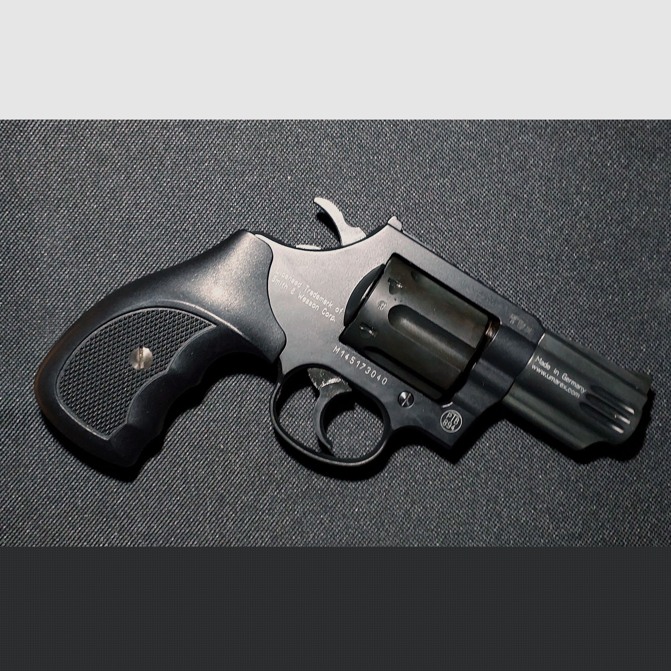 Smith & Wesson Grizzly Schreckschussrevolver Kal. 9mm R.K. brüniert (PTB 894) S&W Grizzly