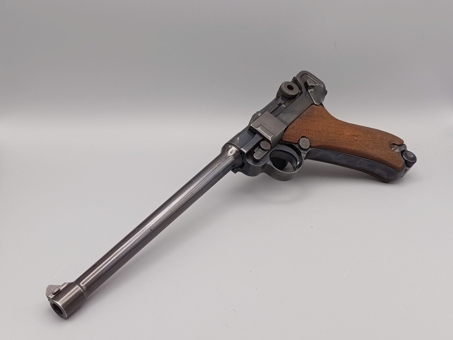 Luger 08 / P.08 avec canon long – Erfurt – poinçonné 1920