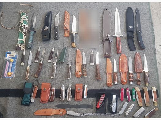 Konvolut Sammlung Messer Dolch Seitengewehr Bajonette Bowie Jagt Nicker Taschenmesser Buck  Schweizer Trachtenmesser usw..ab 5€