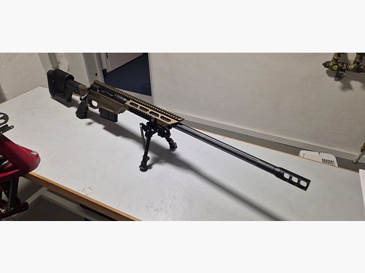 Savage Arms 110 BA Stealth Evolution; .338 Lapua Magnum; ca. 500 Schuss Belastung mit Harris Zweibein