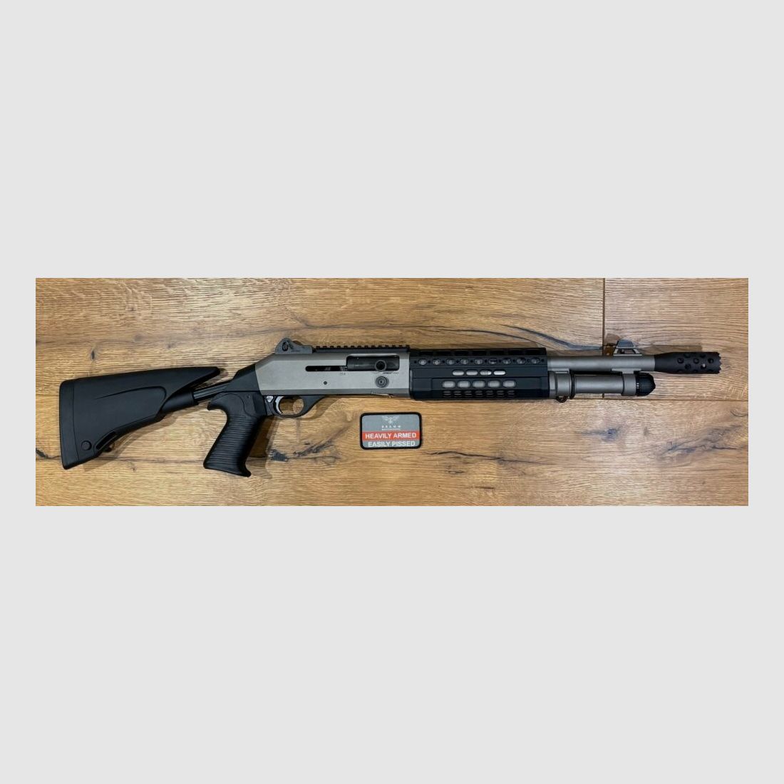 Benelli Defense M4 A1 TS Model Specjalny Titanium
