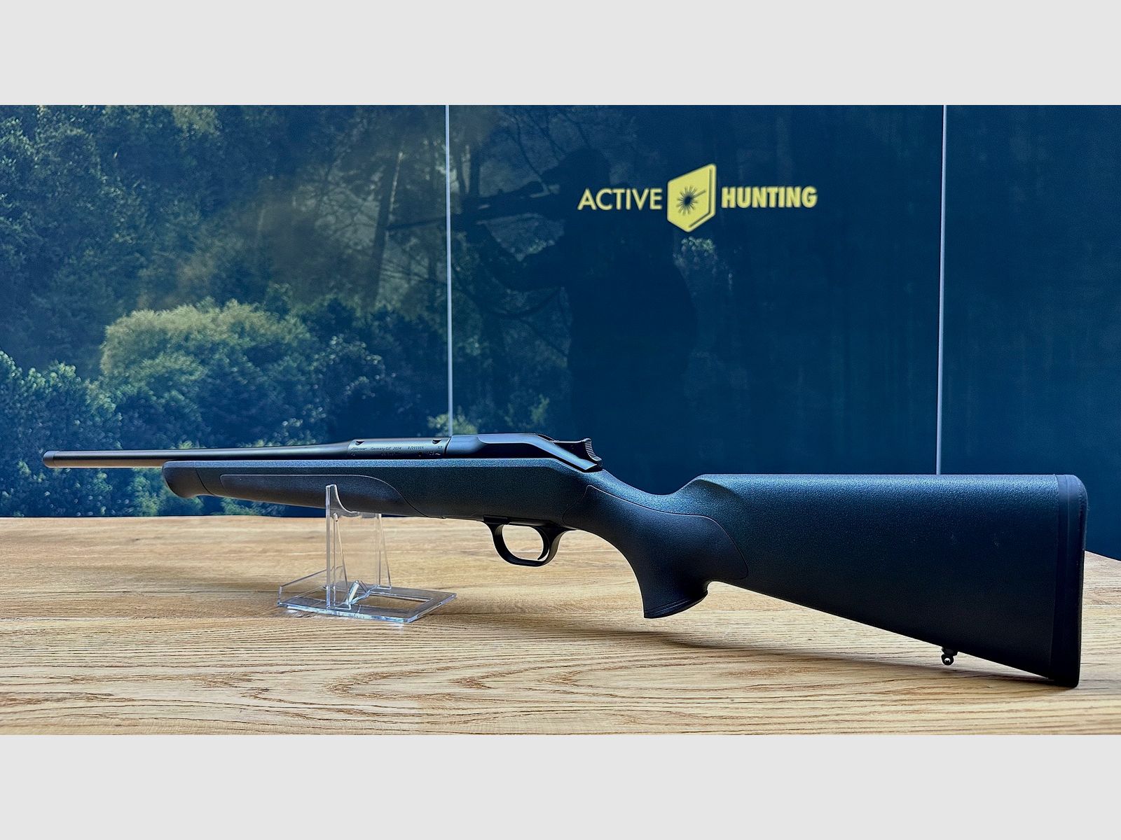 Blaser R8 Professionale Verde / Calcio accorciato / inclusa accorciatura della canna / M15x1 / Calibro standard a scelta